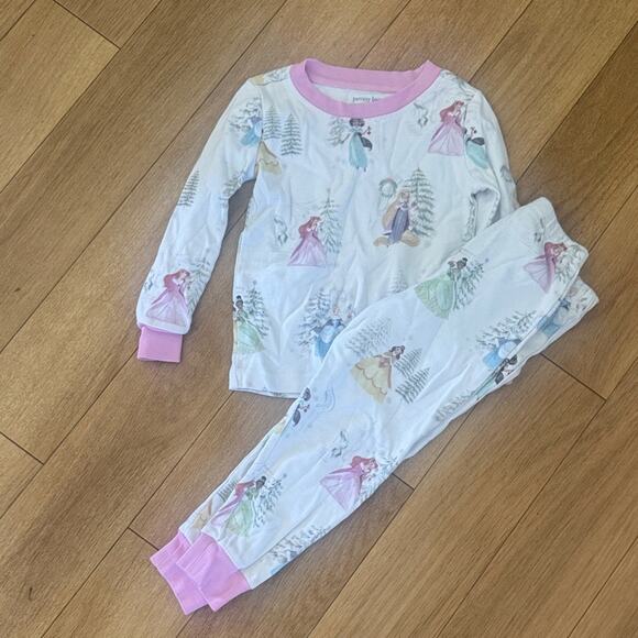 Pottery Barn kids, Disney princess size 3T pajamas - Picture 1 of 3